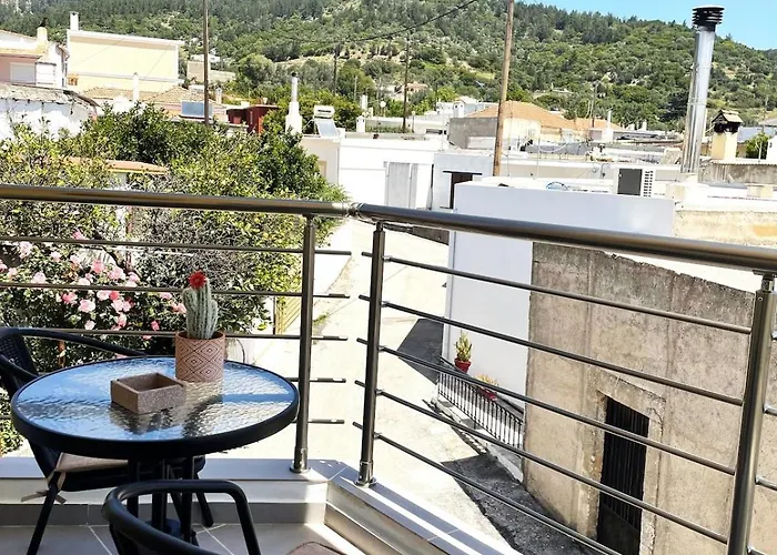 Vasilias House بيت للعطل Apollona