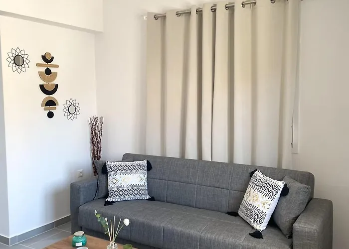 Vasilias House Apollona